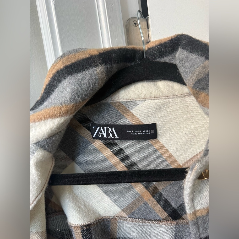 Zara Women's Shacket - Cream, Gray, and black - Picture 2 of 3